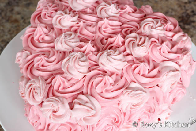 Raspberry Cream Cheese Buttercream Cake Roxy S Kitchen